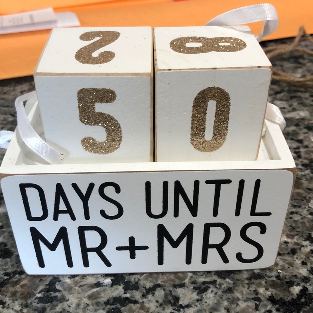 Wedding countdown blocks